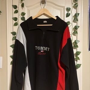 Vintage Tommy Hilfiger sport quarter zip size xl/large